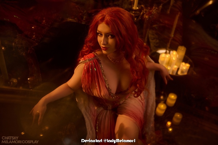 Van Helsing - Aleera (Bride of Dracula) Cosplay - expressive portrait