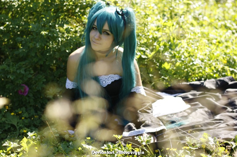 Vocaloid - Hatsune Miku (Cantarella) Cosplay - body photo