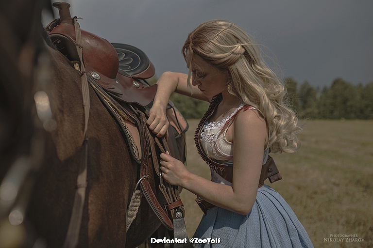 Westworld - Dolores Abernathy Cosplay - costume showcase portrait