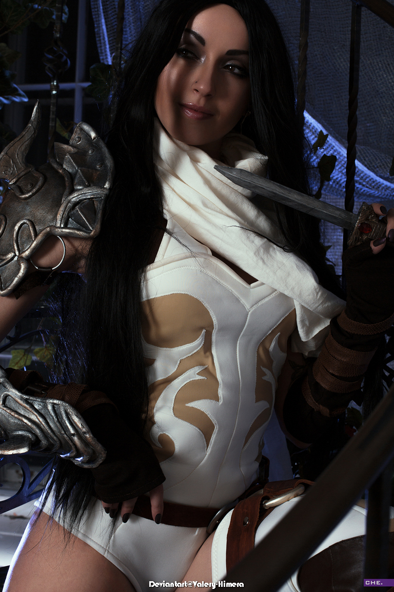 ArcheAge - Assassin Cosplay - cinematic costume portrait
