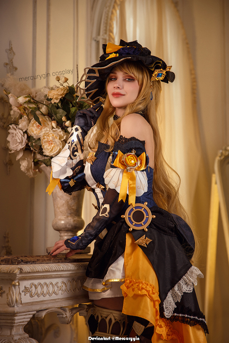 Genshin Impact - Navia (Helm of the Radiant Rose) (Yellow Velvet Salon) Cosplay - inspired capture