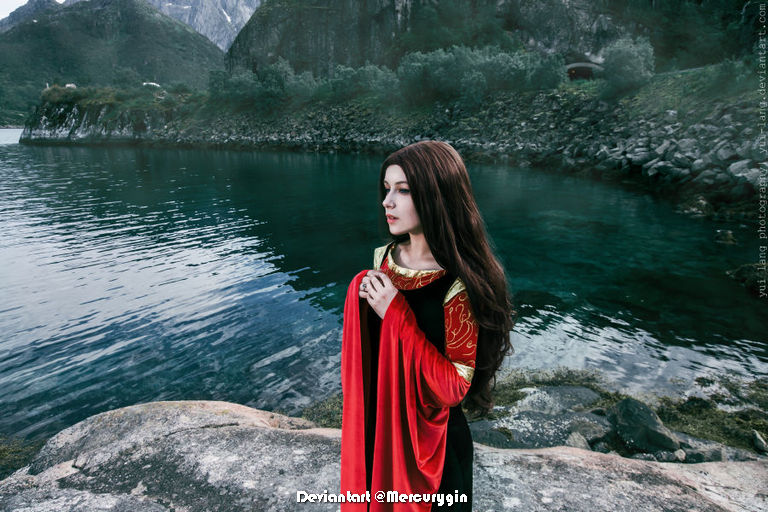 Lord of the Rings Arwen Evenstar Cosplay 7