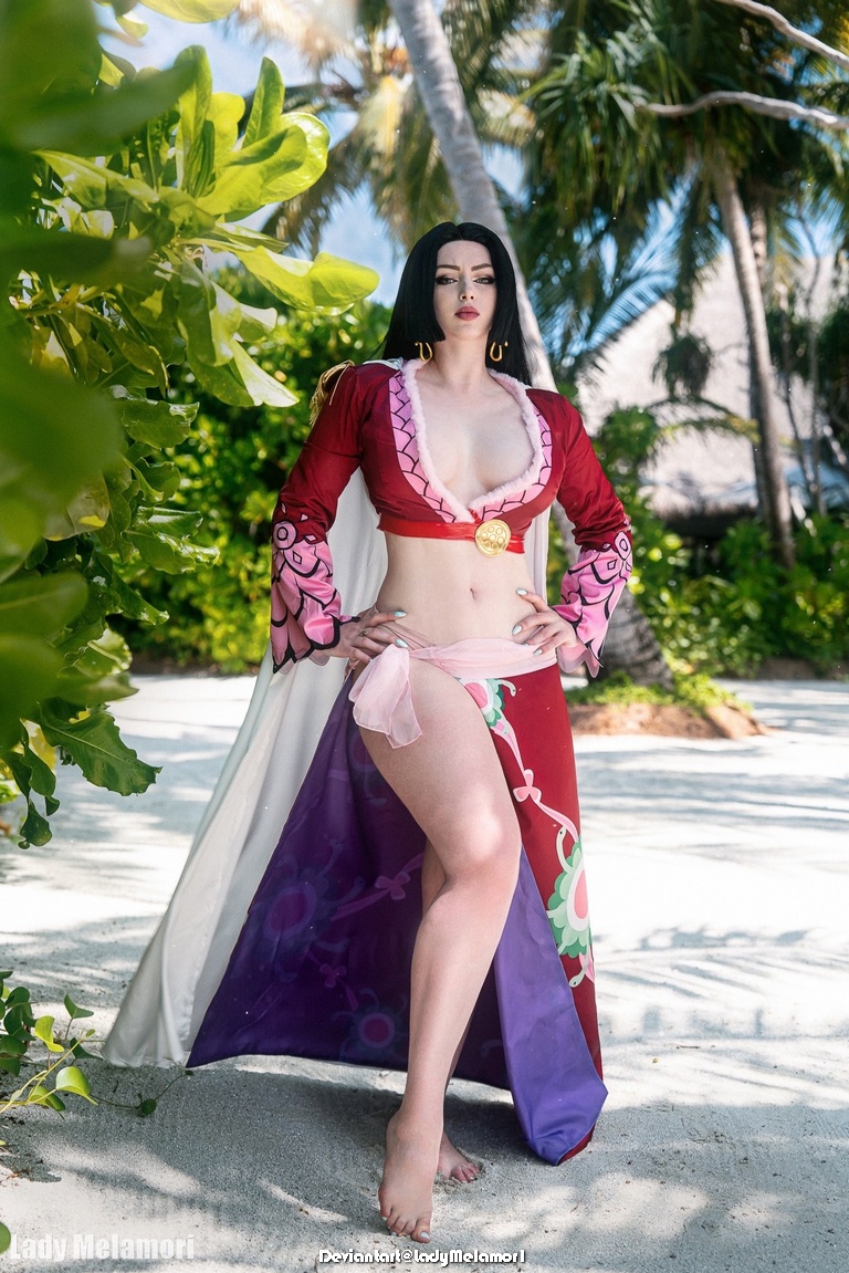 One Piece - Boa Hancock (Pirate Empress) Cosplay - design showcase One Piece - Boa Hancock (Pirate Empress) Cosplay - design showcase