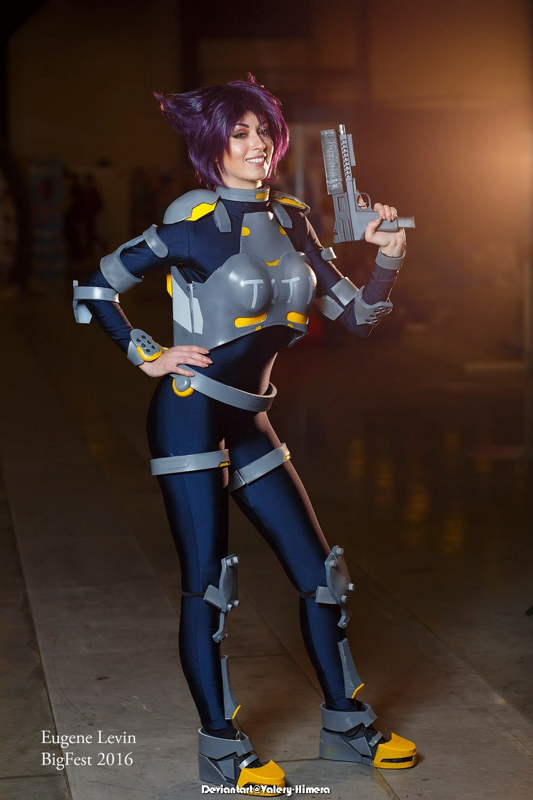 Oni - Mai Hasegawa (Konoko) Cosplay - costume showcase portrait