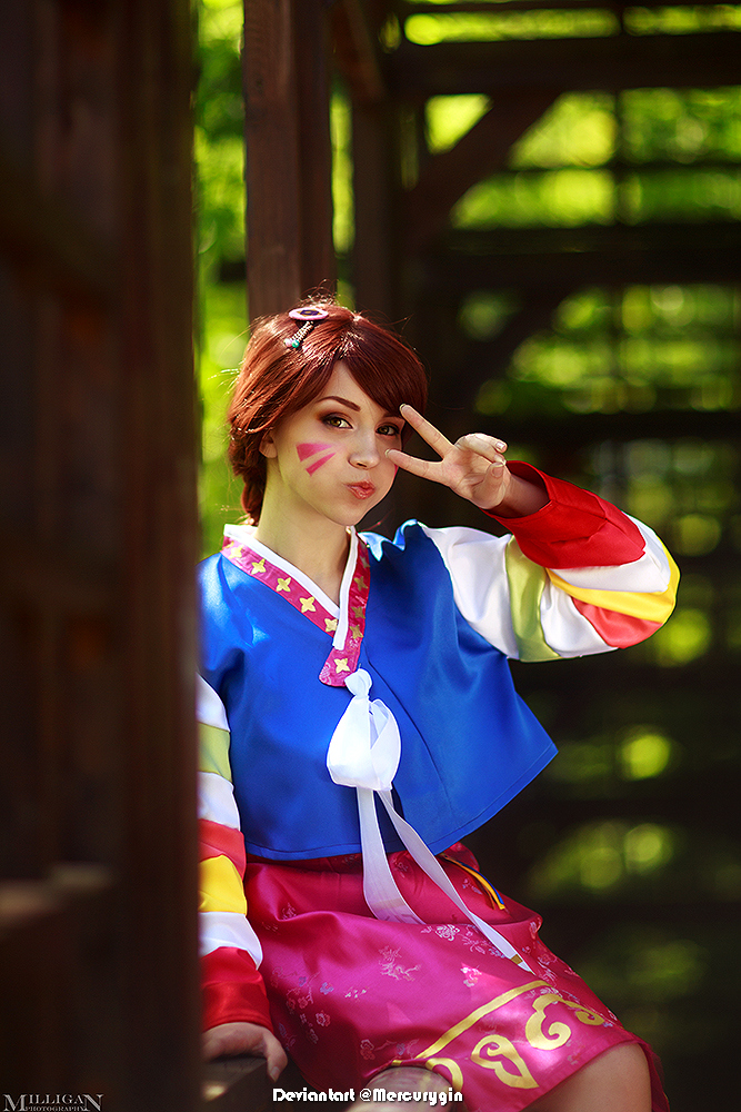 Overwatch - D.VA (Hana Song) (Waveracer) Cosplay - full length port. Overwatch - D.VA (Hana Song) (Waveracer) Cosplay - full length port.