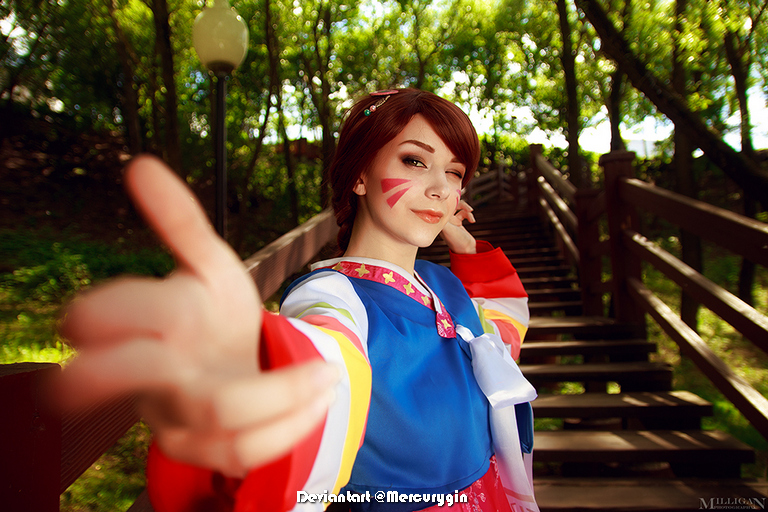 Overwatch - D.VA (Hana Song) (Waveracer) Cosplay - costume portrait Overwatch - D.VA (Hana Song) (Waveracer) Cosplay - costume portrait