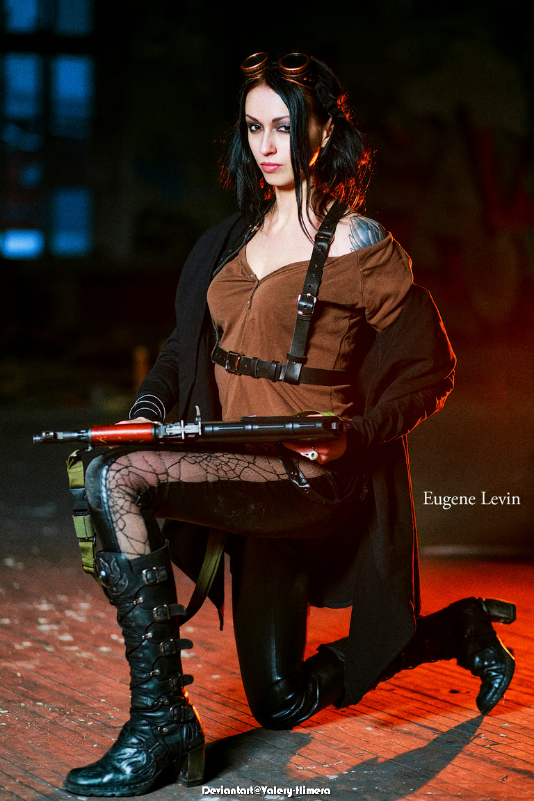 Steampunk Original Vision Cosplay - full body character photo