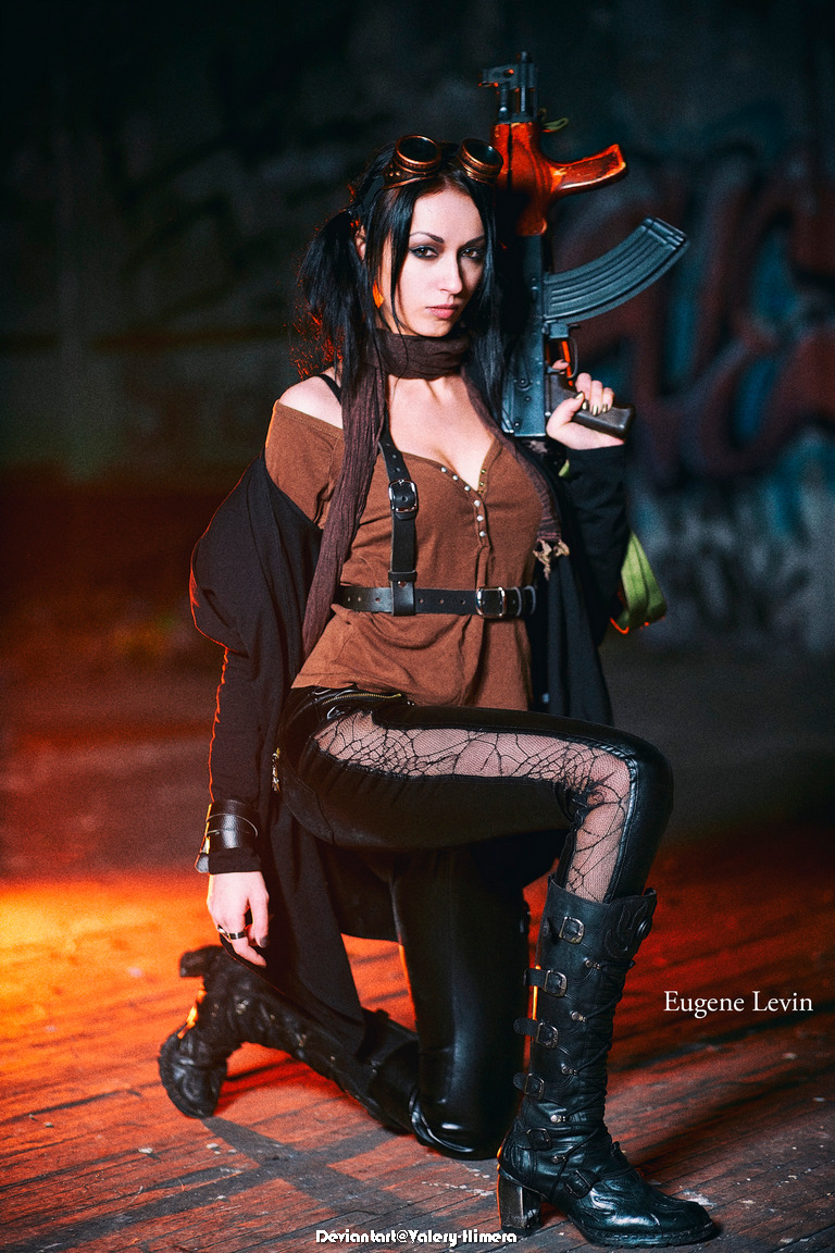 Steampunk Original Vision Cosplay - full length photo