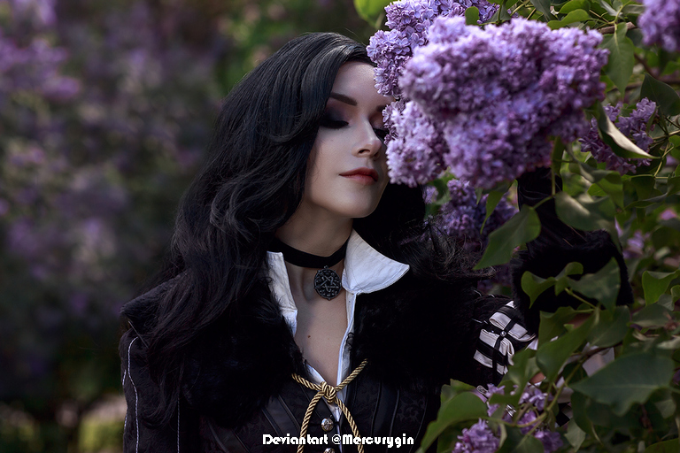 The Witcher 3 - Wild Hunt - Yennefer of Vengerberg Cosplay - costume show