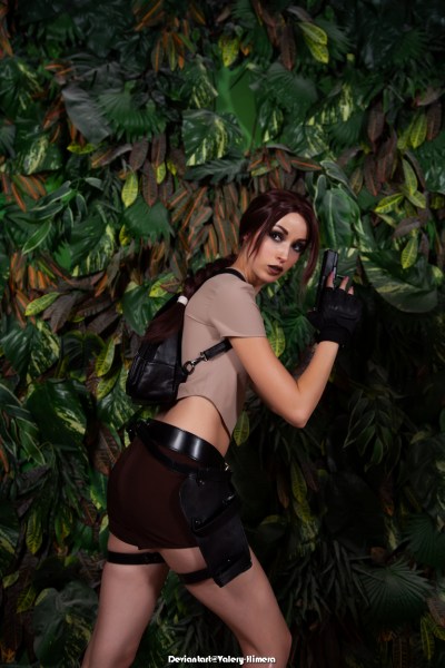 Tomb Raider - Legend - Lara Croft Cosplay