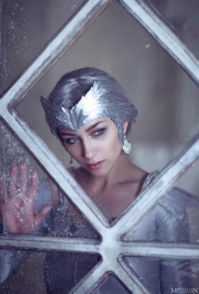 Snow White and the Huntsman - Freya (Ice Queen) Cosplay