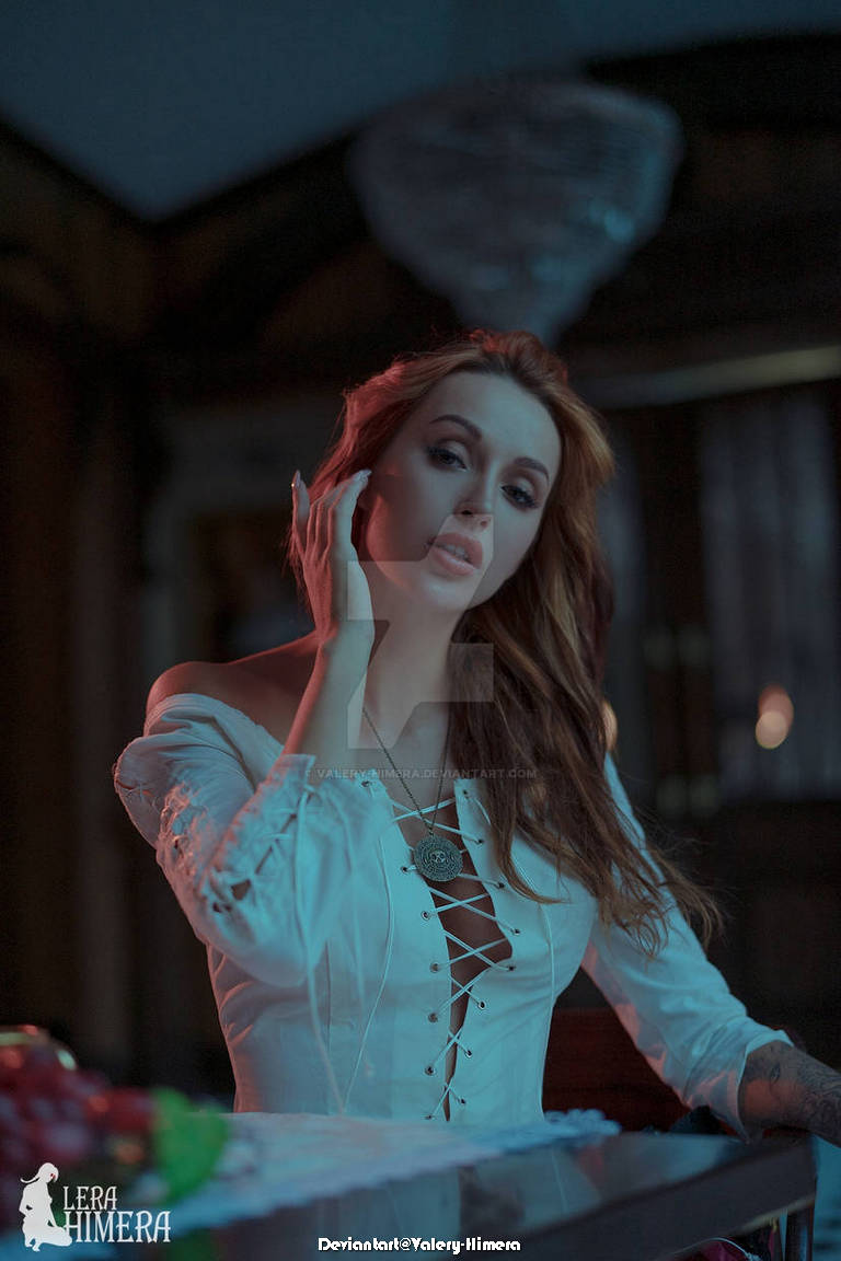 Pirates of the Caribbean - Elizabeth Swann Cosplay character portrait photography