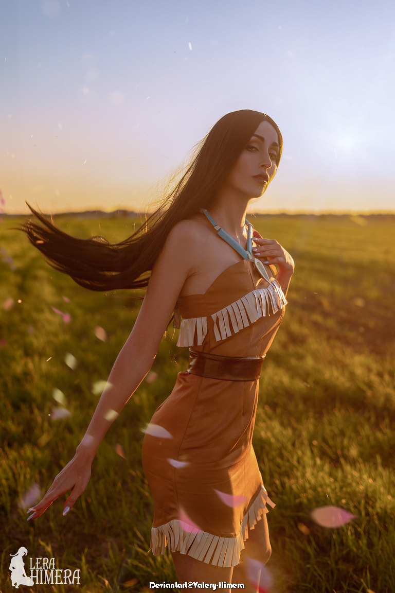 Pocahontas - Pocahontas Cosplay - character portrait photography Pocahontas - Pocahontas Cosplay - character portrait photography