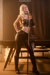 Devil May Cry 5 - Trish (Gloria) (Fiendish Femme Fatale) Cosplay