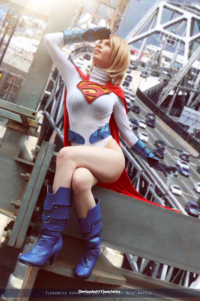 Earth 2 - Society - Kara Zor-L (Power Girl) (Karen Starr) Cospay - nuanced study Earth 2 - Society - Kara Zor-L (Power Girl) (Karen Starr) Cospay - nuanced study