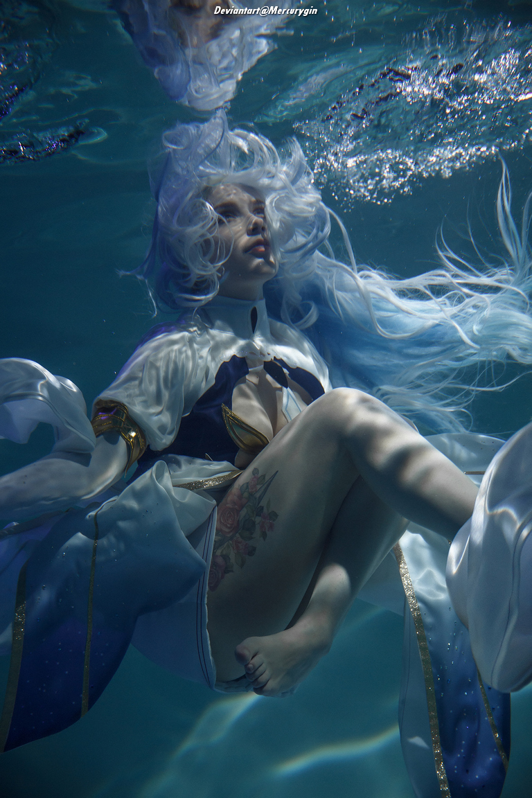 Genshin Impact - Focalor (Hydro Archon) Cosplay - light aesthetic