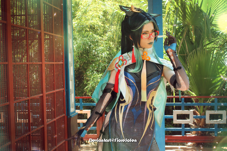 Genshin Impact - Xianyun (Cloud Retainer) (Passerine Herald) Cosplay - soft focus shot Genshin Impact - Xianyun (Cloud Retainer) (Passerine Herald) Cosplay - soft focus shot