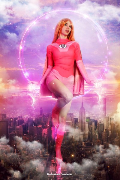 Invincible - Samantha Eve Wilkins (Atom Eve) Cosplay