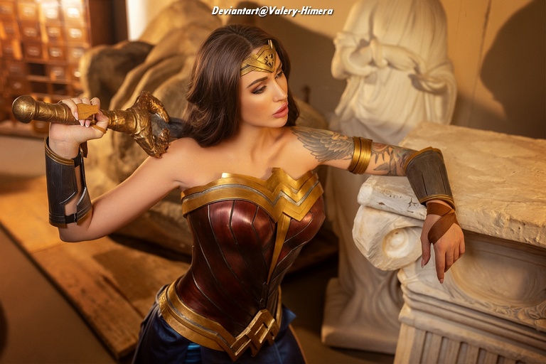 Justice League - Diana Prince (Diana of Themyscira) (Wonder Woman) Cosplay - full length photo