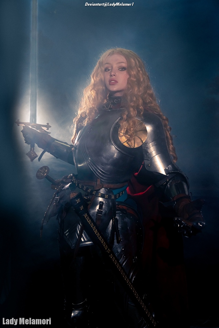 Knight Original Vision Cosplay - professional cosplay study