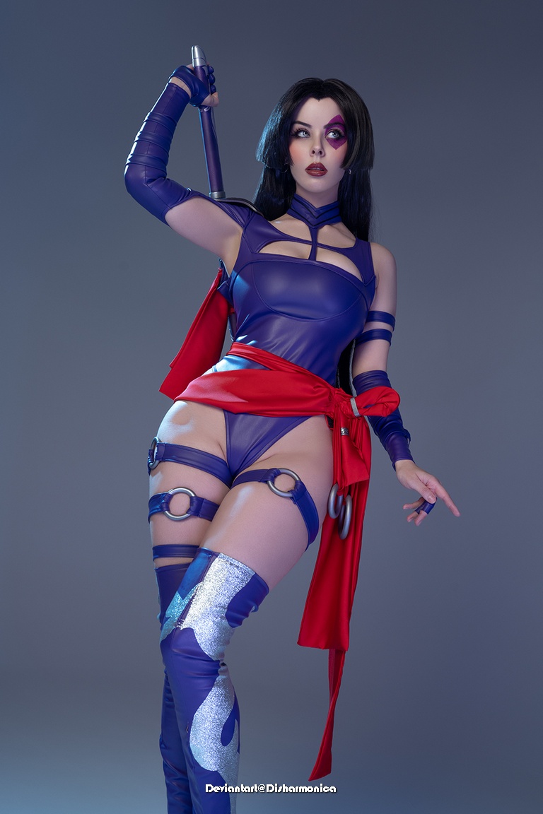 Psylocke - Elizabeth Braddock (Psylocke) Cosplay - mature capture Psylocke - Elizabeth Braddock (Psylocke) Cosplay - mature capture