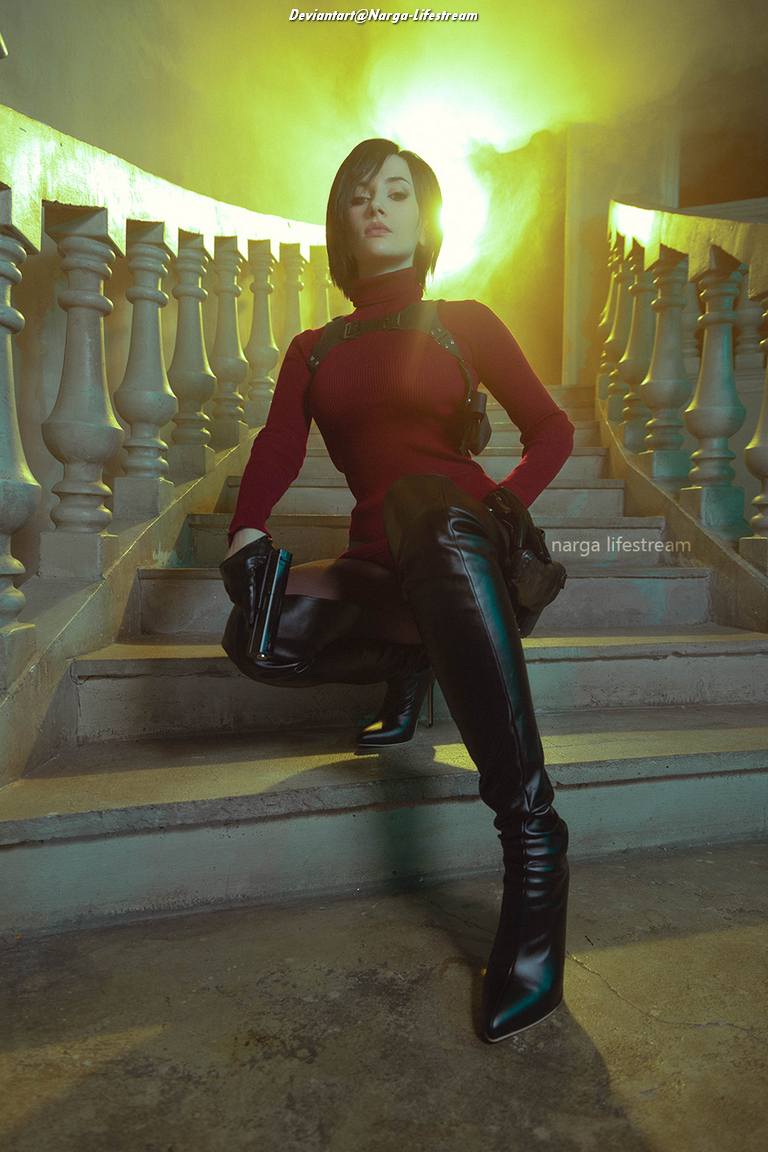 Resident Evil 4 - Remake - Ada Wong Cosplay - full length port.