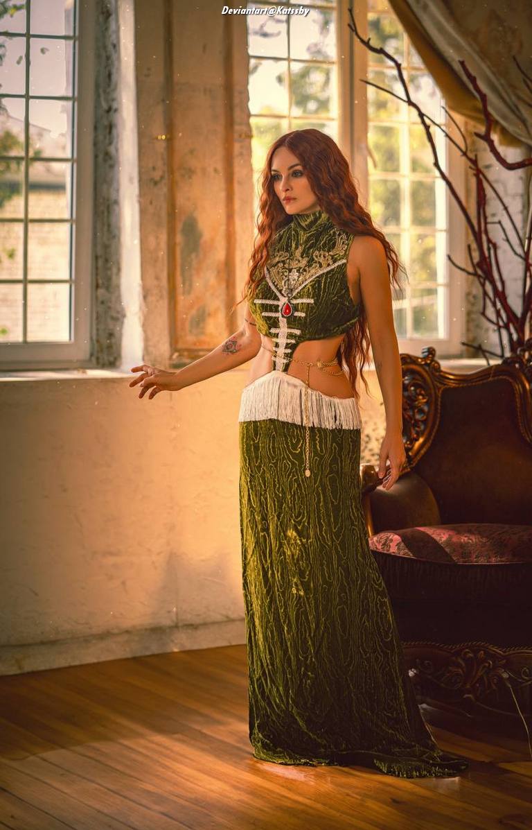 The Witcher - Triss Merigold (Fourteenth of the Hill) Cosplay - gentle showcase The Witcher - Triss Merigold (Fourteenth of the Hill) Cosplay - gentle showcase