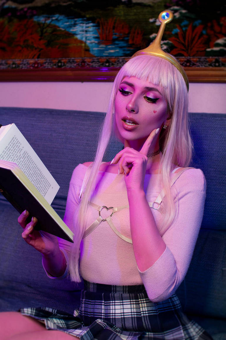 Adventure Time - Bonnibel (Bonnie) Bubblegum (Princess Bubblegum) Cosplay - recreation