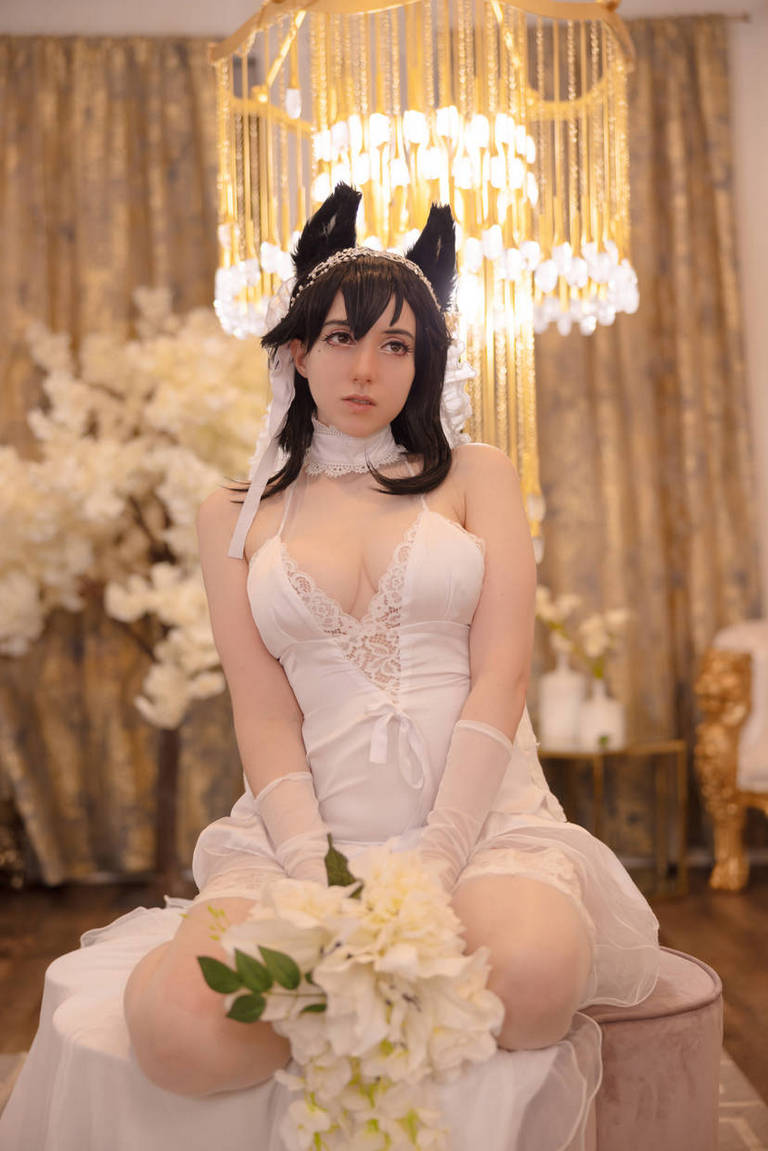 Azur Lane - Atago (Bride) (Lingerie) Cosplay - refined study Azur Lane - Atago (Bride) (Lingerie) Cosplay - refined study