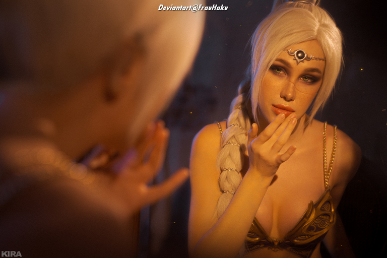 Baldurs Gate 3 - Shadowheart (Jenevelle Hallowleaf) (Lingerie) Cosplay - costume focus