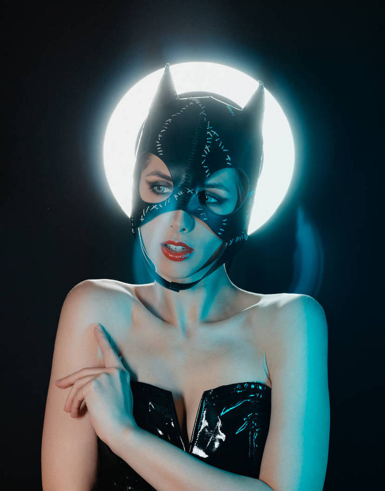 Batman Returns - Catwoman (Selina Kyle) Cosplay - delicate portrait