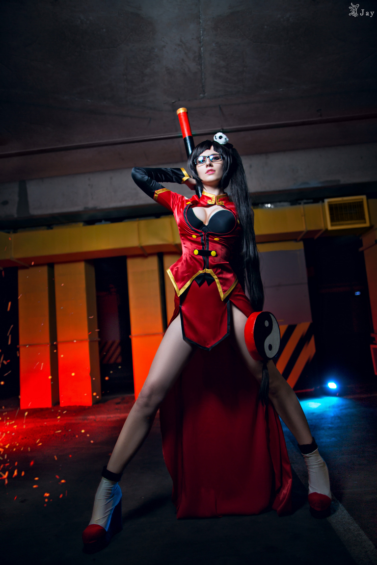 BlazBlue - Litchi Faye Ling Cosplay - soft focus costume shot