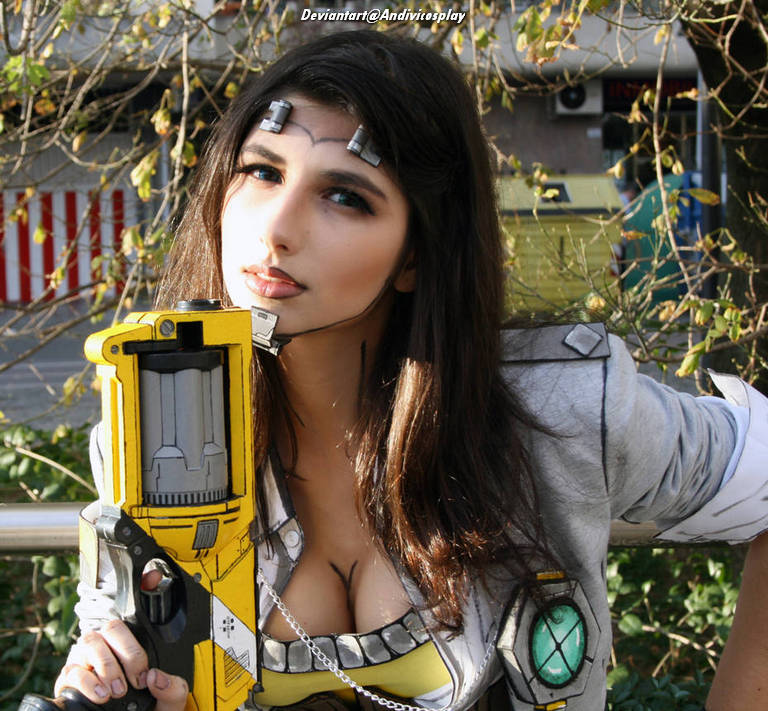 Borderlands 2 - Handsome Jack Cosplay - costume showcase portrait