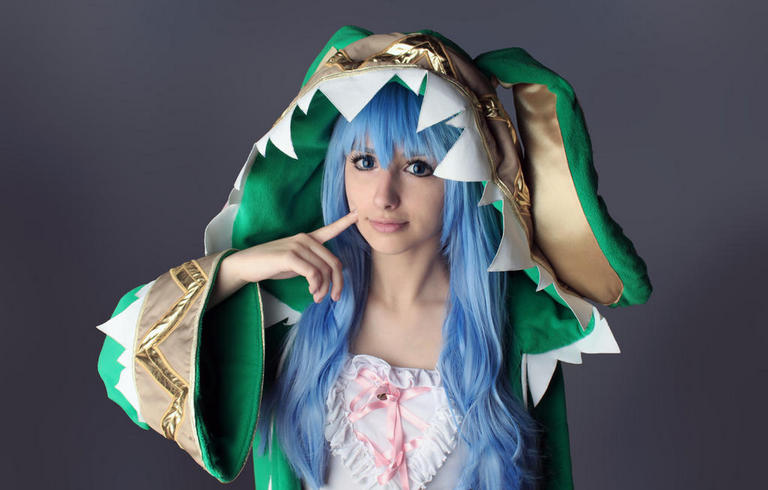 Date A Live - Yoshino Himekawa Cosplay - full length character portrait Date A Live - Yoshino Himekawa Cosplay - full length character portrait