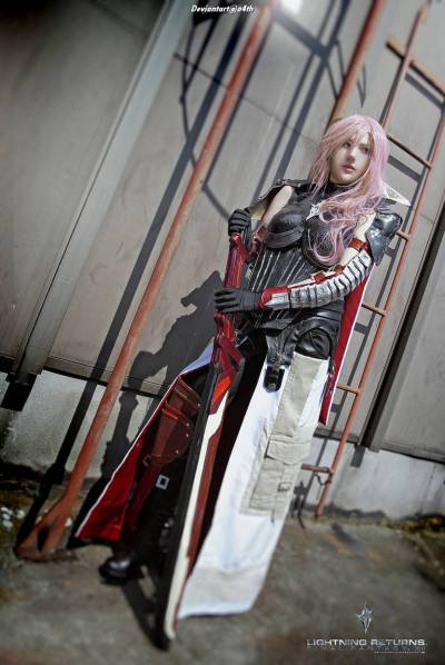 Lightning Returns - Final Fantasy 13 - Lightning (Claire Farron) Cosplay