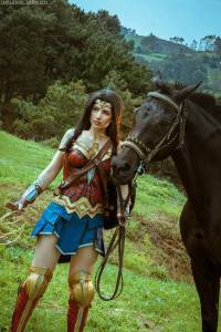 Justice League - Diana Prince (Diana of Themyscira) (Wonder Woman) Cosplay