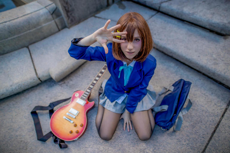 K-ON! - Yui Hirasawa Cosplay - character recreation portrait