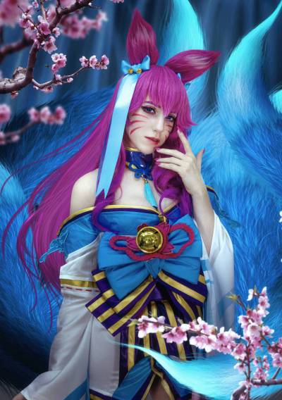 League of Legends - Ahri (The Nine-Tailed Fox) (Spirit Blossom) Cosplay