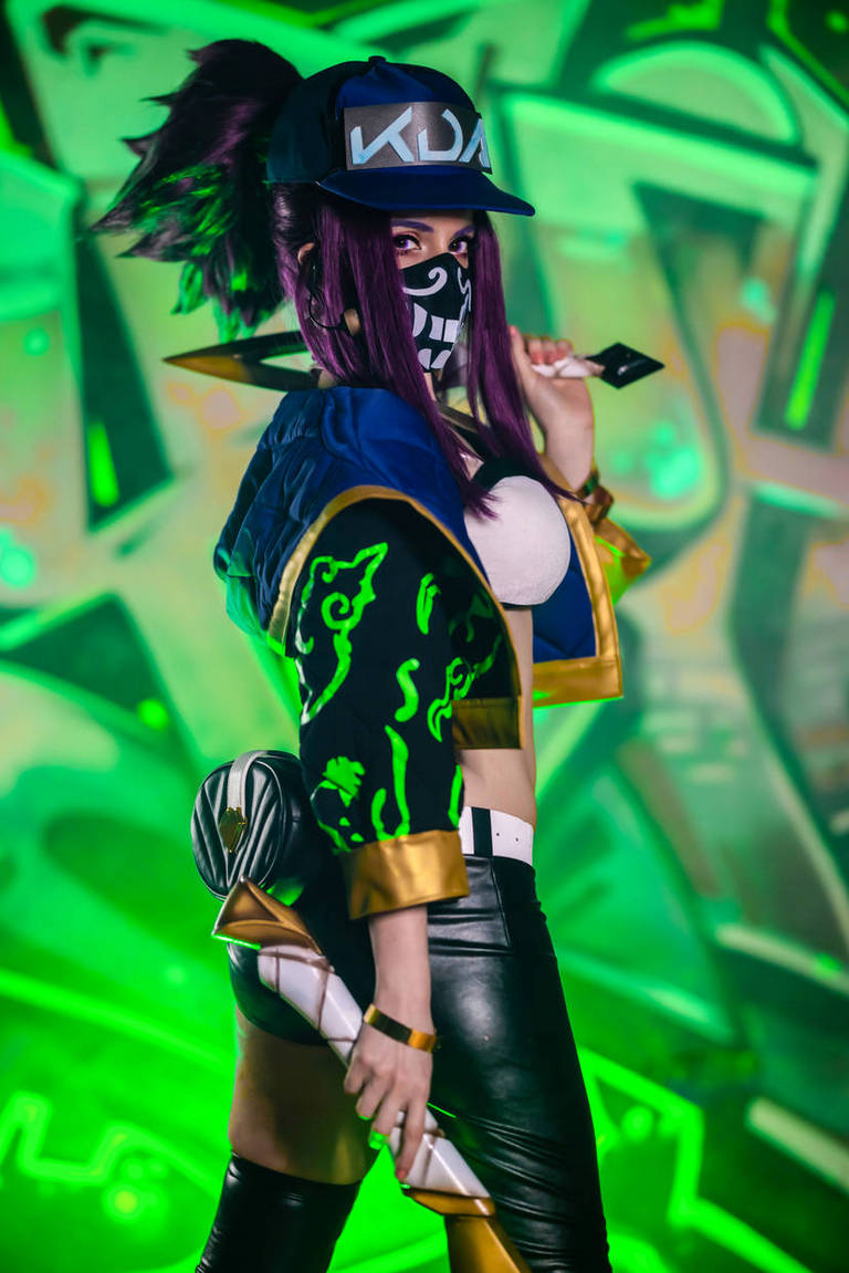 League of Legends - Akali (Akali Jhomen Tethi) (KDA) Cosplay - character photo League of Legends - Akali (Akali Jhomen Tethi) (KDA) Cosplay - character photo