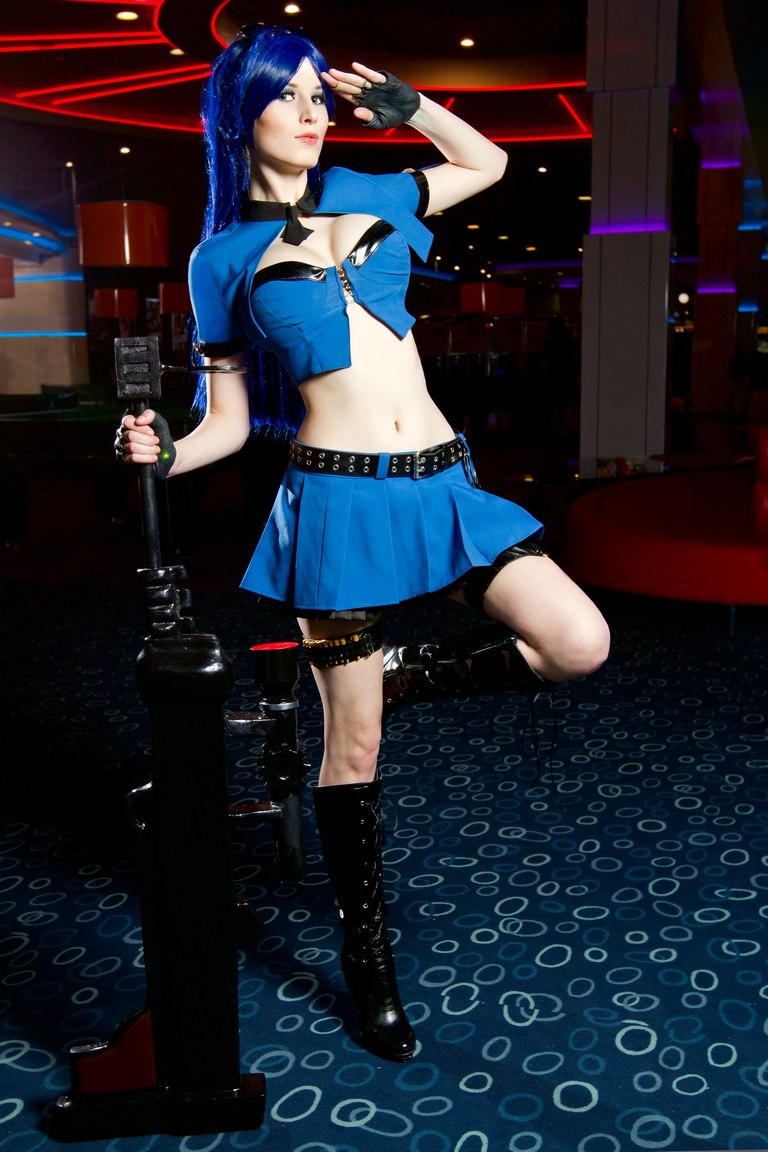 League of Legends - Caitlyn Kiramman (The Sheriff of Piltover) (Officer) Cosplay - character analysis