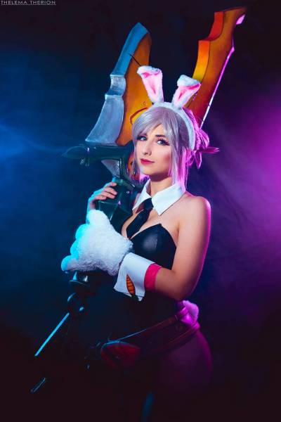 League of Legends - Riven (Battle Bunny) Cosplay