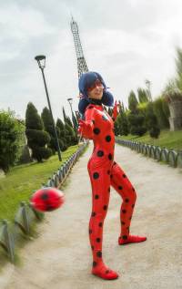 Miraculous - Tales of Ladybug & Cat Noir - Marinette Dupain-Cheng (Ladybug) Cosplay