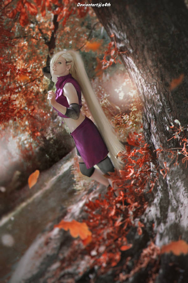 Naruto Shippuden - Ino Yamanaka Cosplay - costume showcase portrait