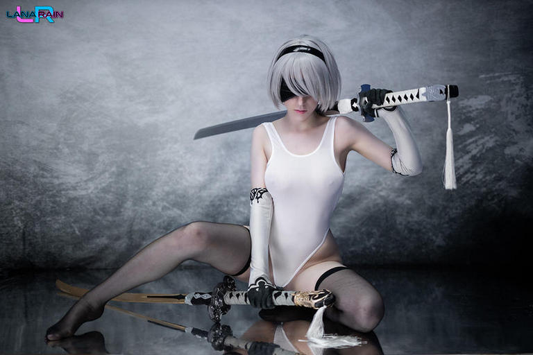 NieR AutomatA - 2B (YoRHa No.2 Type-B) (Swimsuit) Cosplay - artistic composition