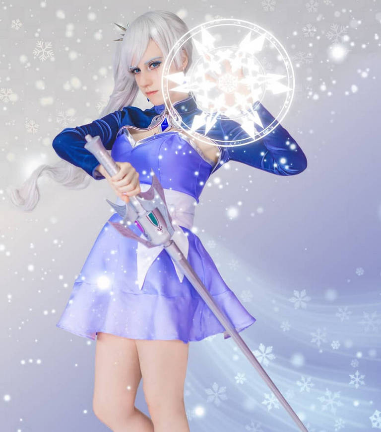 RWBY - Weiss Schnee (Ice Queen) Cosplay - character recreation portrait