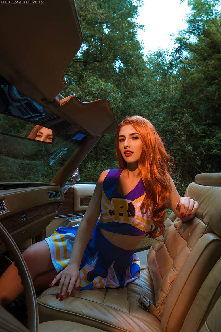 Riverdale - Cheryl Marjorie Blossom Cosplay - soft focus shot