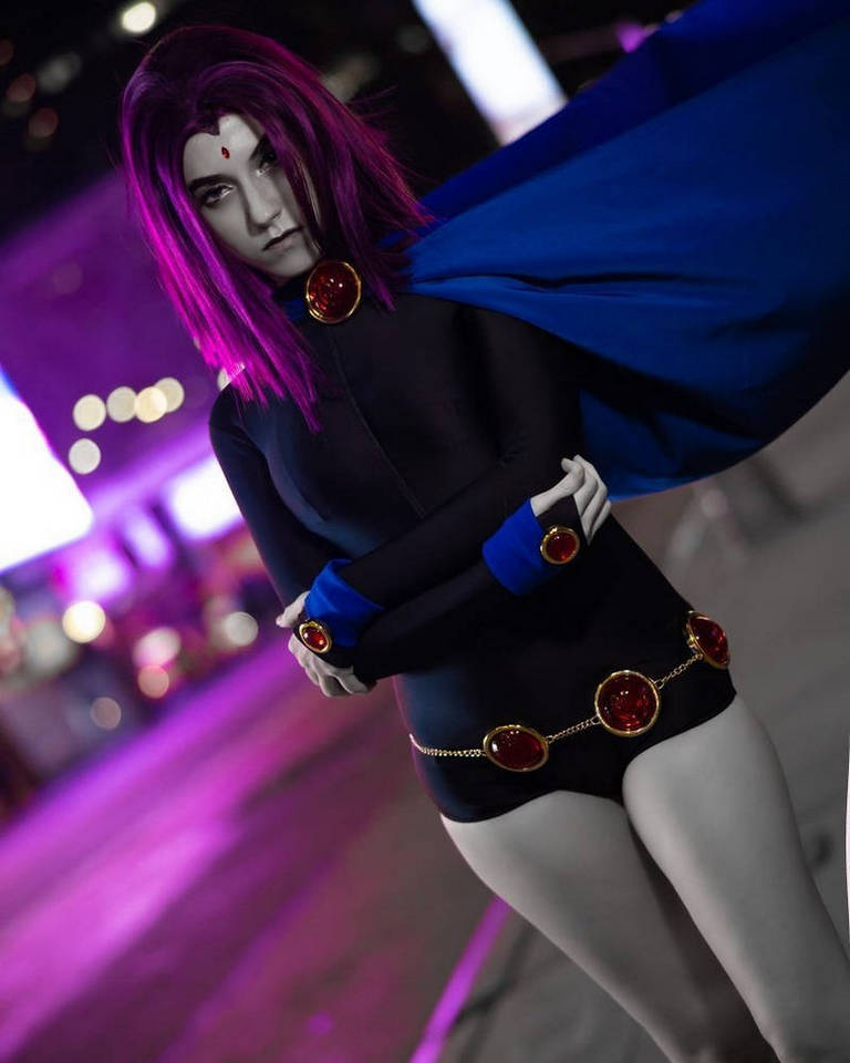 Teen Titans - Raven (Rachel Roth) Cosplay - nuanced study Teen Titans - Raven (Rachel Roth) Cosplay - nuanced study
