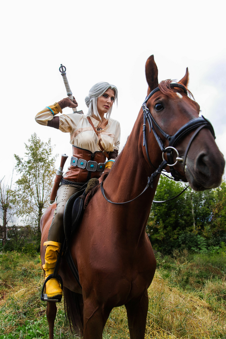 The Witcher 3 - Wild Hunt - Ciri (Cirilla Fiona Elen Riannon) Cosplay - cosplay study The Witcher 3 - Wild Hunt - Ciri (Cirilla Fiona Elen Riannon) Cosplay - cosplay study
