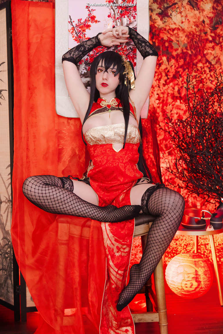 Azur Lane - Taihou (Phoenixs Spring Song) Cosplay - mature capture Azur Lane - Taihou (Phoenixs Spring Song) Cosplay - mature capture