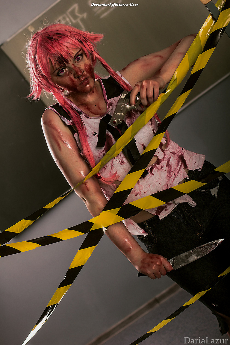 Future Diary - Yuno Gasai (Second) Cosplay costume showcase portrait